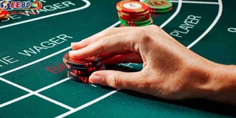 Luật chơi cơ bản nhất của game bài Baccarat tại EE88